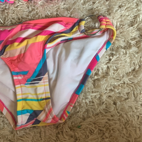 Retro bathing suit from target - Picture 3 of 3